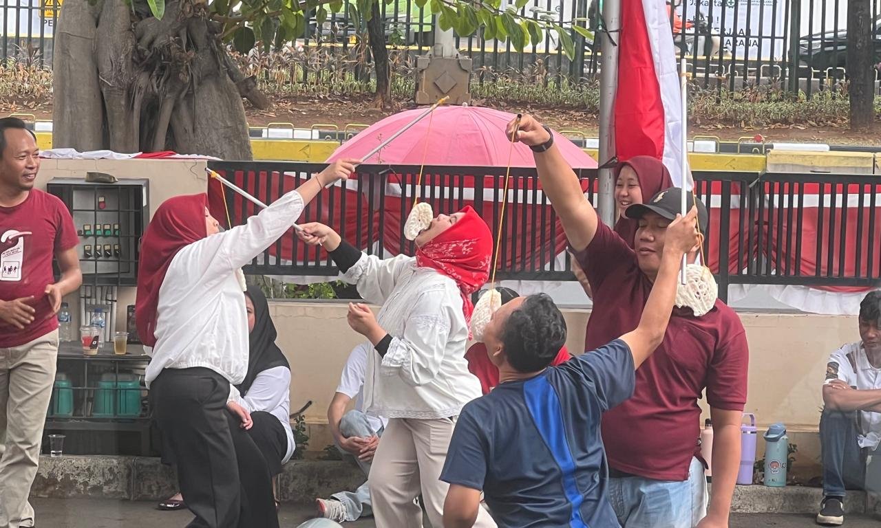 Lomba Agustusan Karyawan PP Dewan Masjid Indonesia - Foto 3